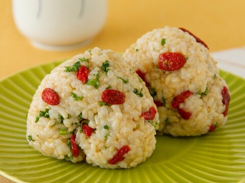 パセリのおむすび Parsley Onigiri